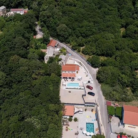 Casa Di Nika Stone Villa With Pool & Jacuzzi *