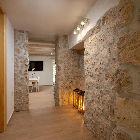 펜션 Casa Di Nika Stone With Pool & Jacuzzi *
